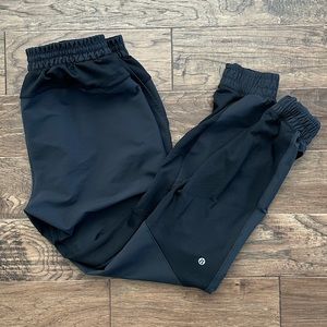 Lululemon license to train jogger. Black , medium 30”.